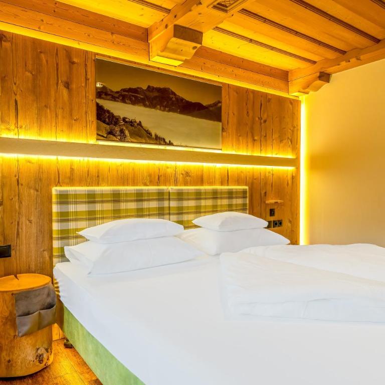 Hotel Kirchbichlhof - Doppelzimmer mit Balkon - 2