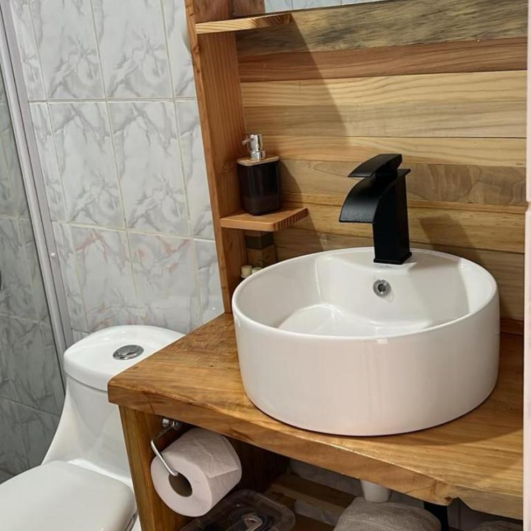 Hostal Malú - Double Room with Private Bathroom - 20