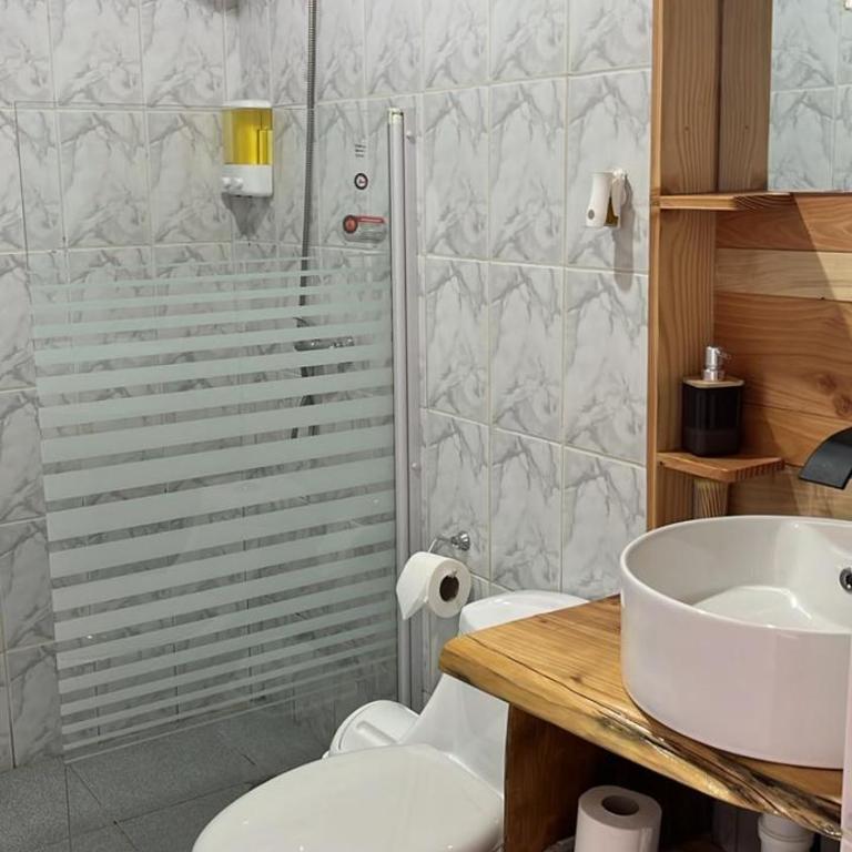 Hostal Malú - Double Room with Private Bathroom - 21