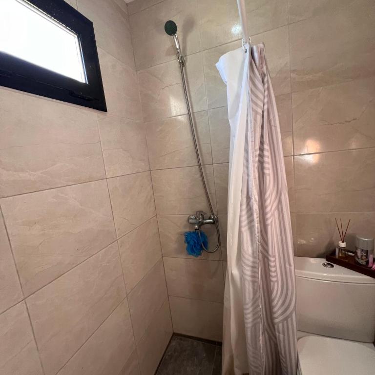 Hospedaje a 2 cuadras del mar Mar de Cobo 4 personas - Two-Bedroom Apartment - 23