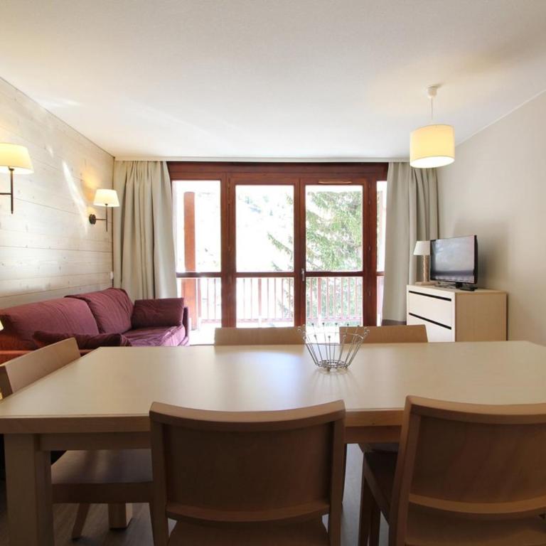 Flaine: 4P au pied des pistes, piscine, parking, 8 pers - FR-1-687-15 - Apartment - 12