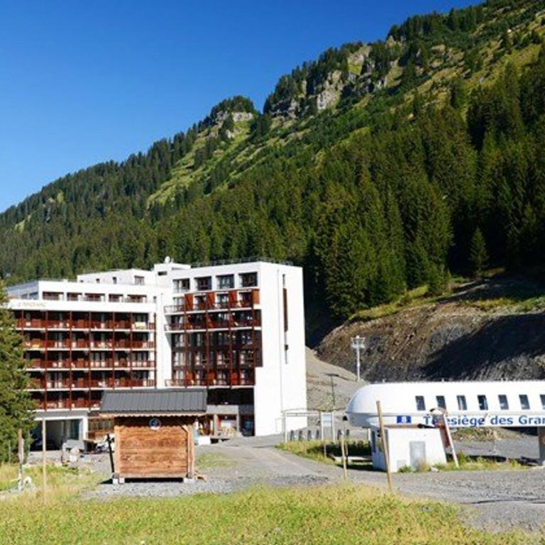 Flaine: 4P au pied des pistes, piscine, parking, 8 pers - FR-1-687-15 - Apartment - 13