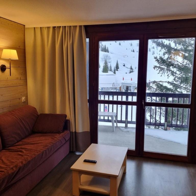 Flaine: 4P au pied des pistes, piscine, parking, 8 pers - FR-1-687-15 - Apartment - 15