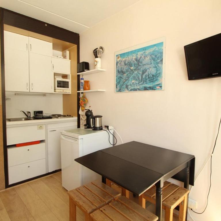Studio confortable 4 pers, au pied des pistes de Flaine avec balcon - FR-1-687-28 - Studio - 9