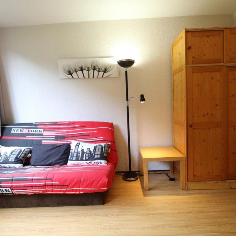 Studio 4 pers, lave-vaisselle, proche pistes et commerces, navette gratuite - FR-1-687-47 - Estudio - 8