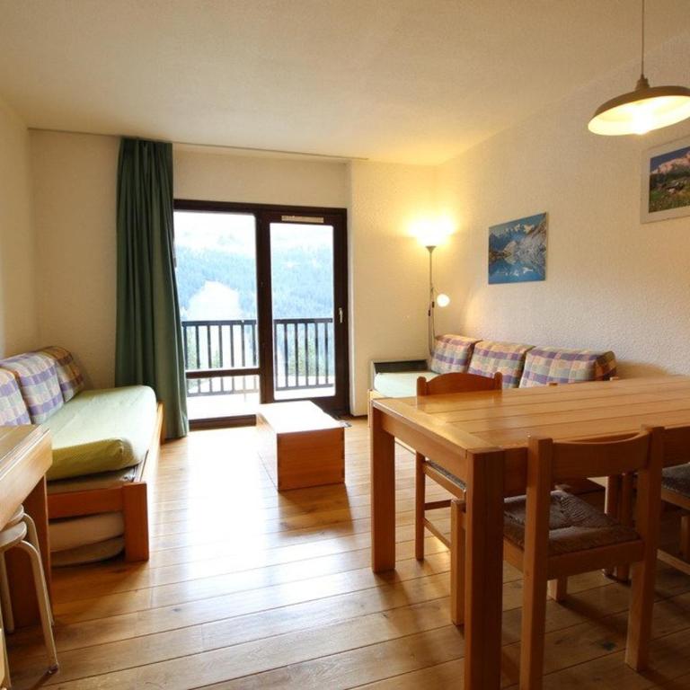 Studio pour 5 personnes avec balcon, proche des pistes et commerces - Résidence Andromède, Flaine Forêt - FR-1-687-93 - Studio - 1