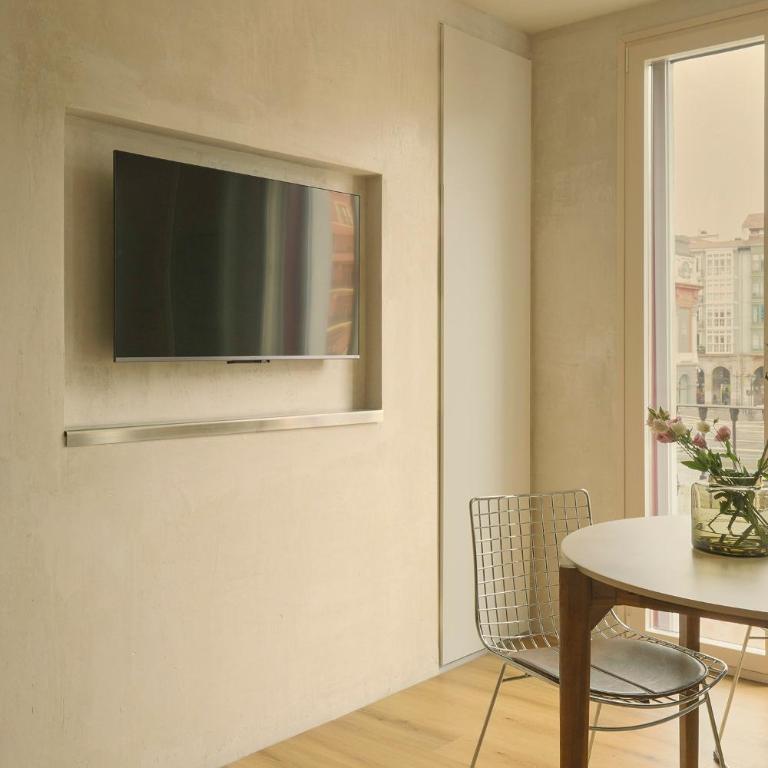 Enea Living - Studio Apartment with Balcony and River View - 23