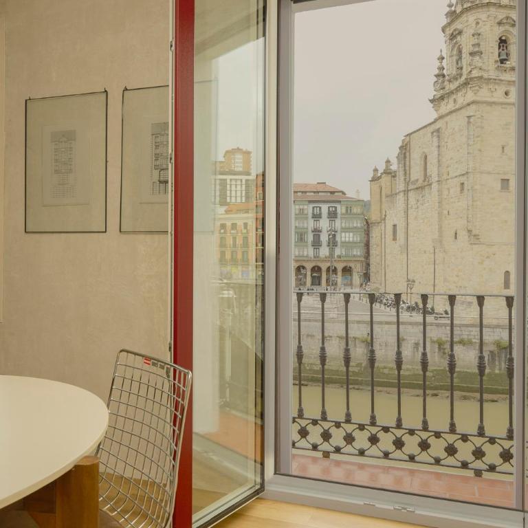 Enea Living - Studio Apartment with Balcony and River View - 19