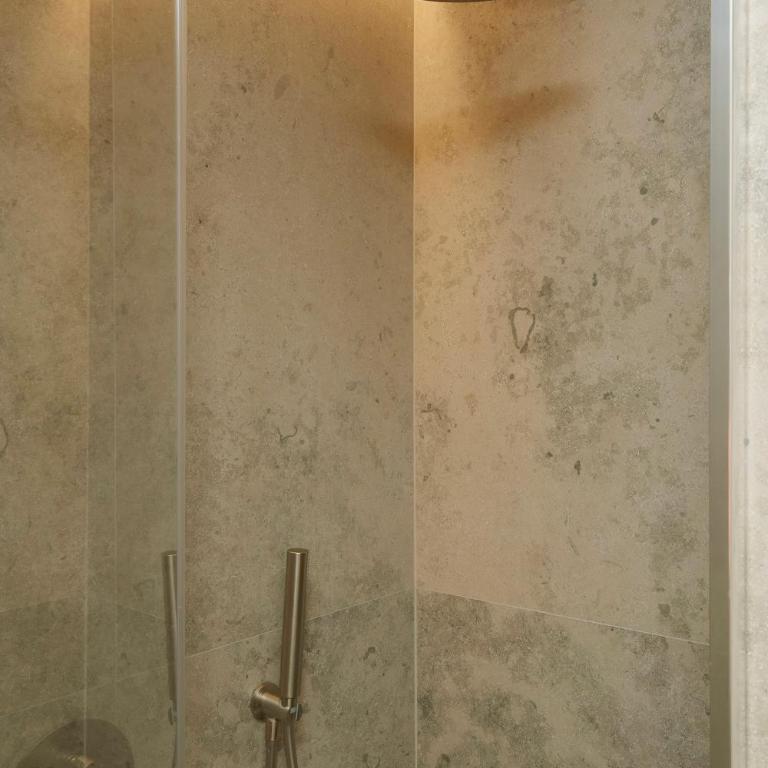 Enea Living - Studio Apartment with Balcony and River View - 13