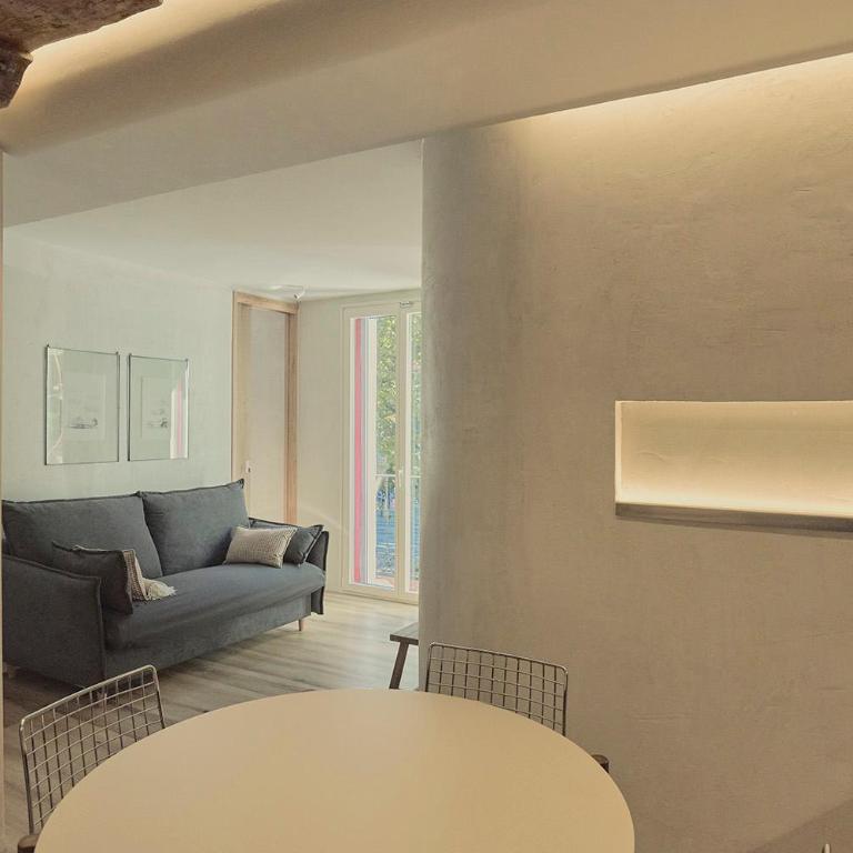 Enea Living - Family Apartment with Balcony and City Views - 31