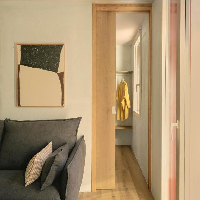 Enea Living - Family Apartment with Balcony and City Views - 13