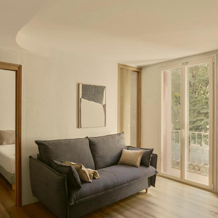 Enea Living - Family Apartment with Balcony and City Views - 24