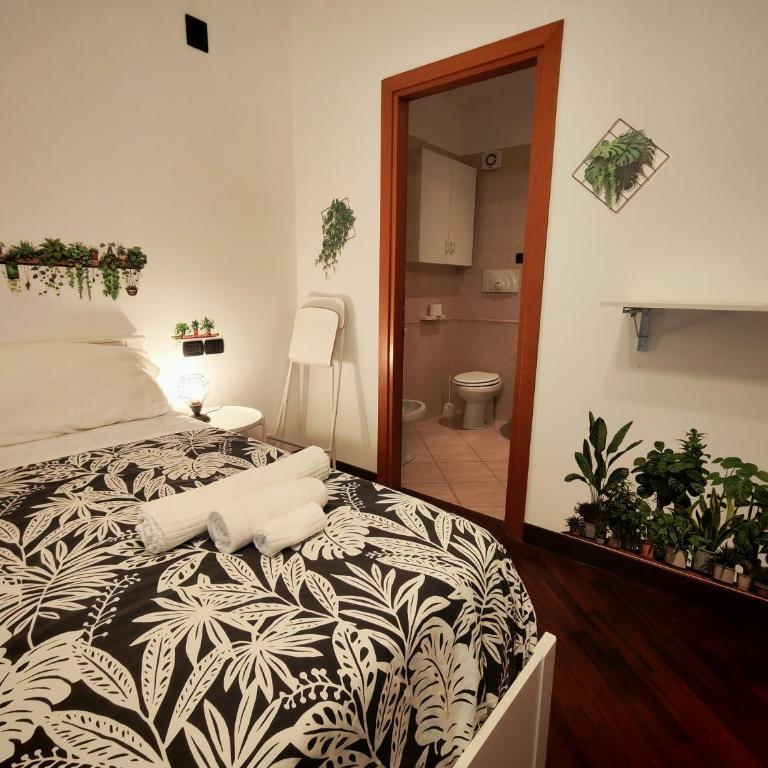 Leonardo Rome Holidays - Comfort Triple Room with Shower - 3