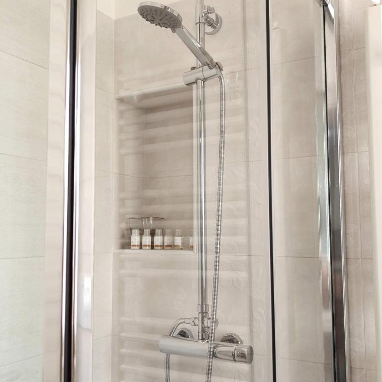Casa Nobilis FICO - Two-Bedroom Apartment - 16