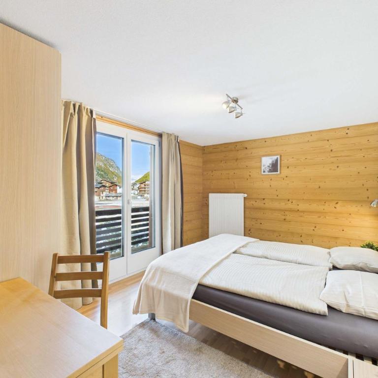 Family-friendly apartment with mountain views - Apartment - 3