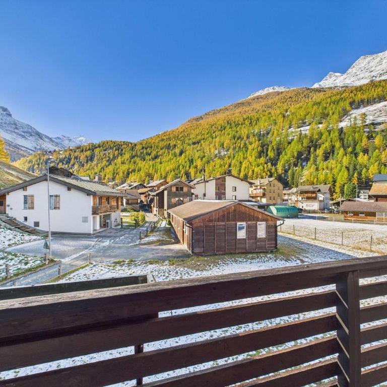 Family-friendly apartment with mountain views - Apartment - 14