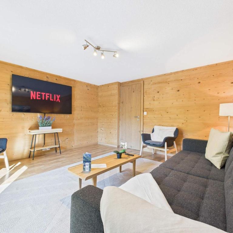 Family-friendly apartment with mountain views - Apartment - 18