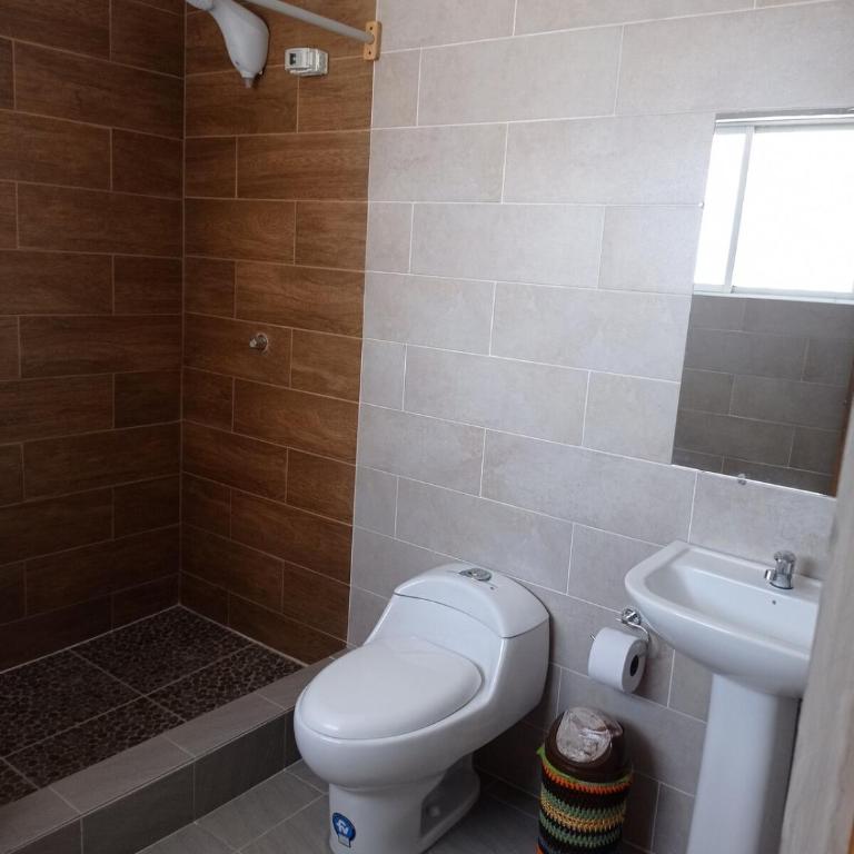 Casa en Atuntaqui - Three-Bedroom House - 16