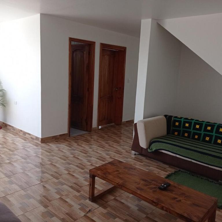 Casa en Atuntaqui - Three-Bedroom House - 19