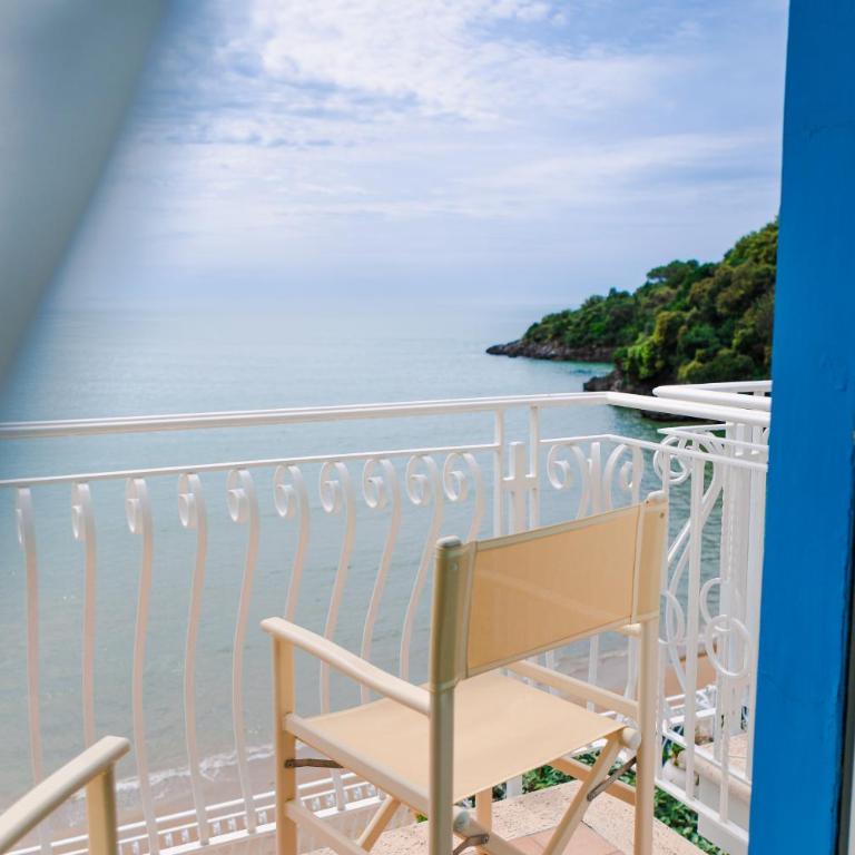 Grand Hotel Il Ninfeo - Camera Matrimoniale con Balcone e Vista Mare - 8