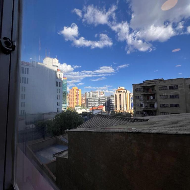 Comfortable flat 2-hab near US embassy - pet friendly - Two-Bedroom Apartment - 6