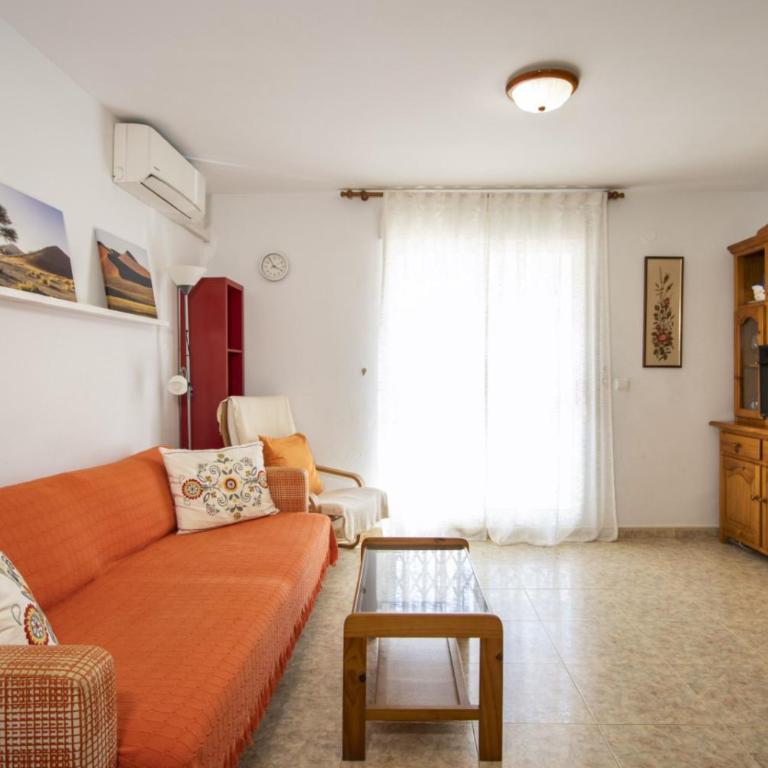 Vicente Blasco ID5 - Two-Bedroom Apartment with Balcony - 2
