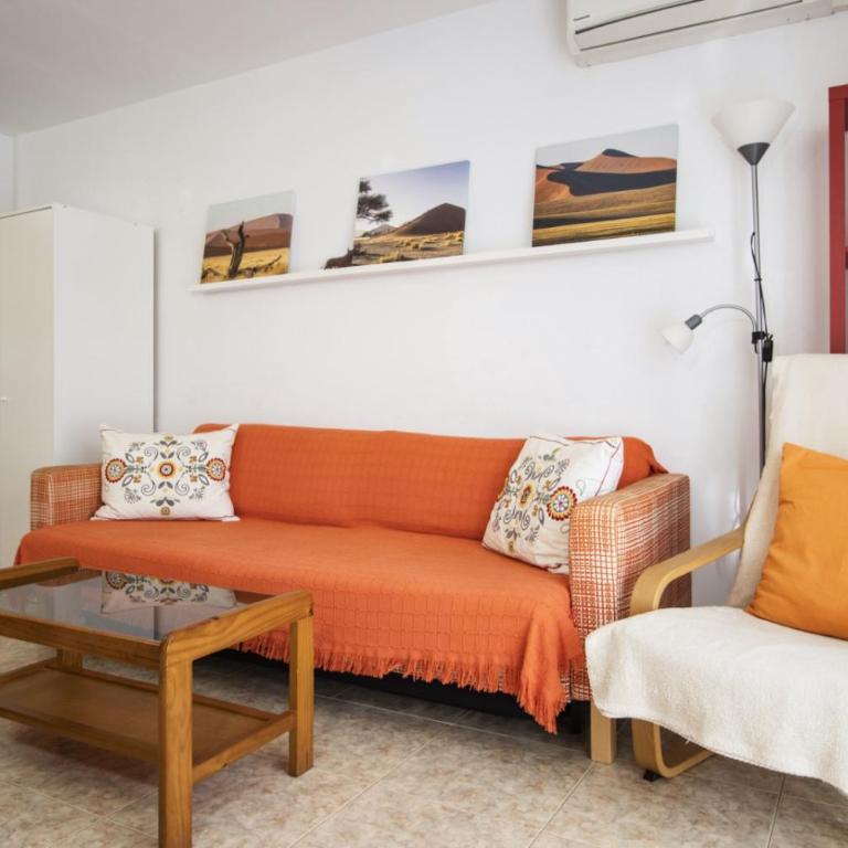Vicente Blasco ID5 - Two-Bedroom Apartment with Balcony - 4