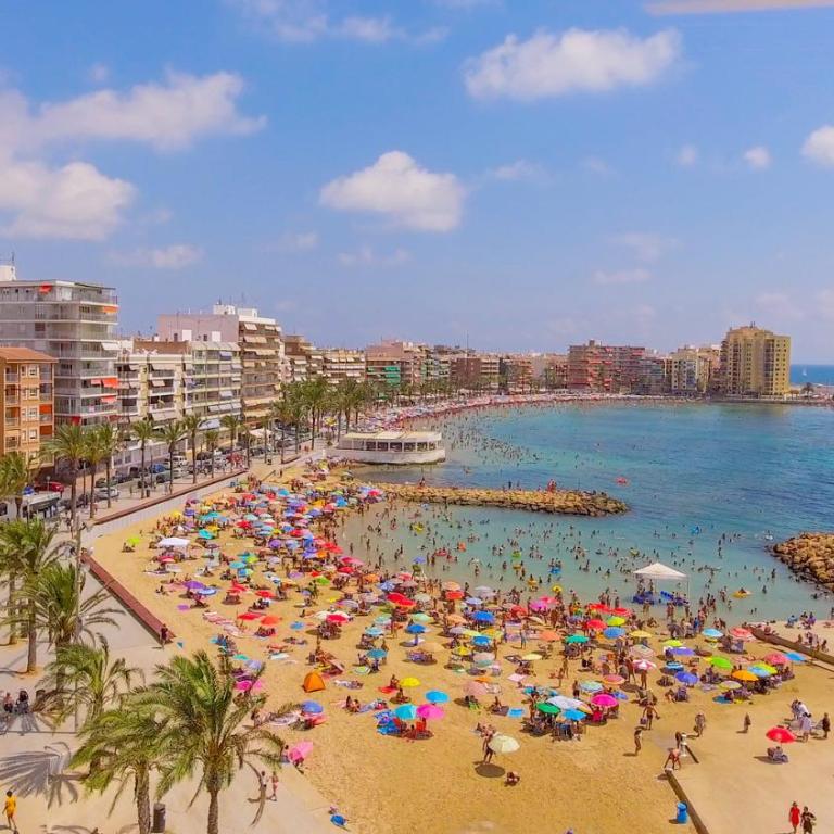 Vicente Blasco ID5 - Two-Bedroom Apartment with Balcony - 24