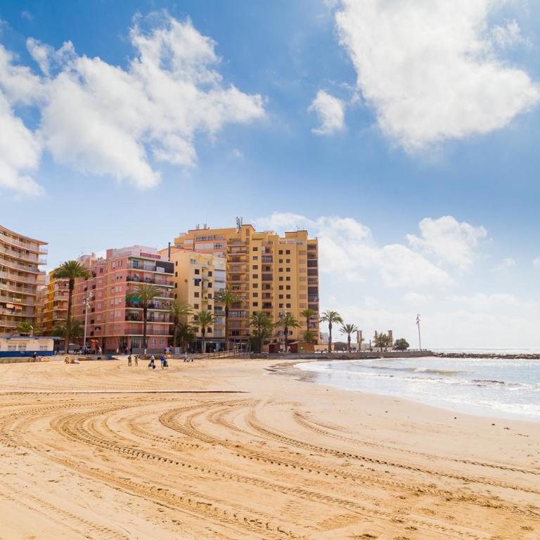 Vicente Blasco ID5 - Two-Bedroom Apartment with Balcony - 26