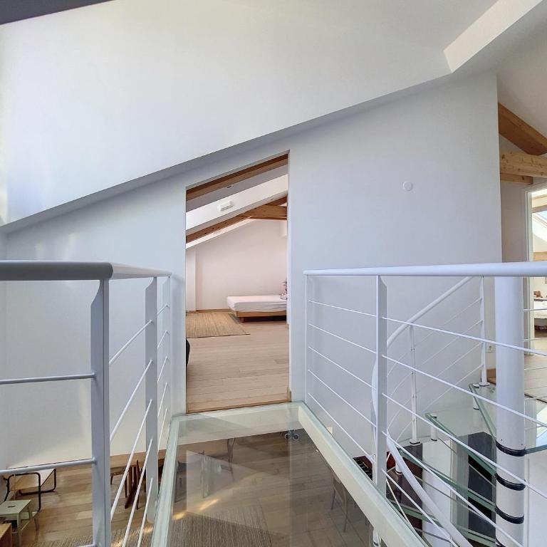 Nestor&Jeeves - NICE TO MEET YOU - Top floor - Central - Appartement 3 Chambres - 26