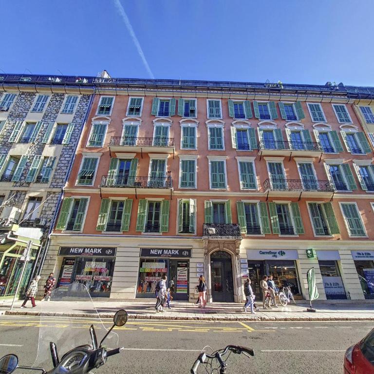 Nestor&Jeeves - NICE TO MEET YOU - Top floor - Central - Appartement 3 Chambres - 31