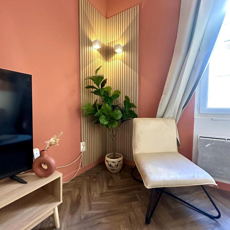 Jolie 2 pièces avec terrasse au centre-ville, proche gare - Appartement 1 Chambre - 7