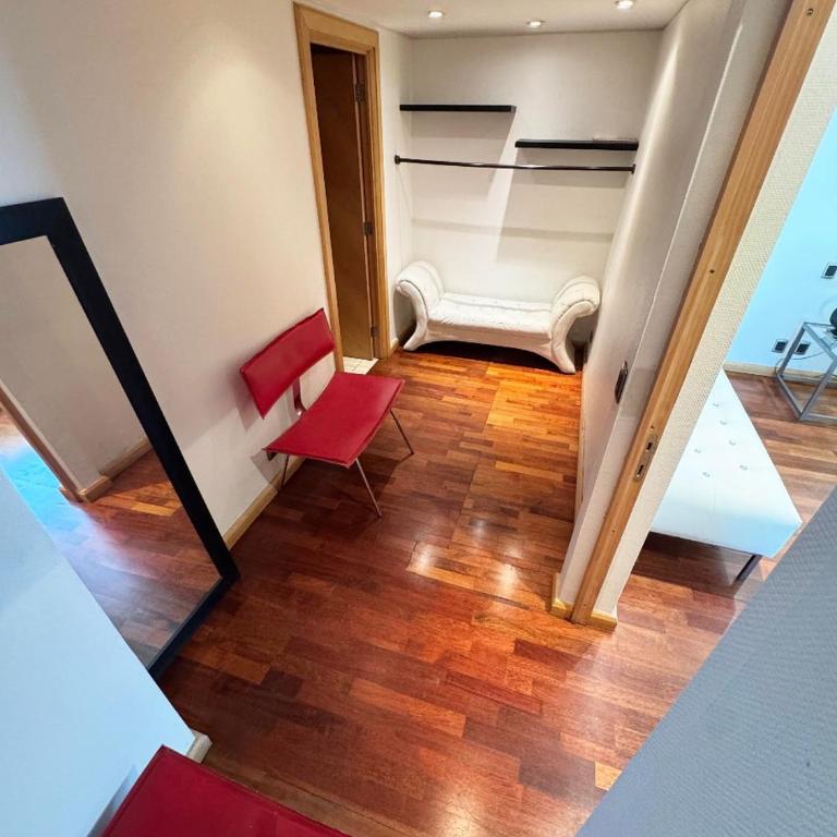 Large apartment with Jacuzzi and view in luxury district - Two-Bedroom Apartment - 4