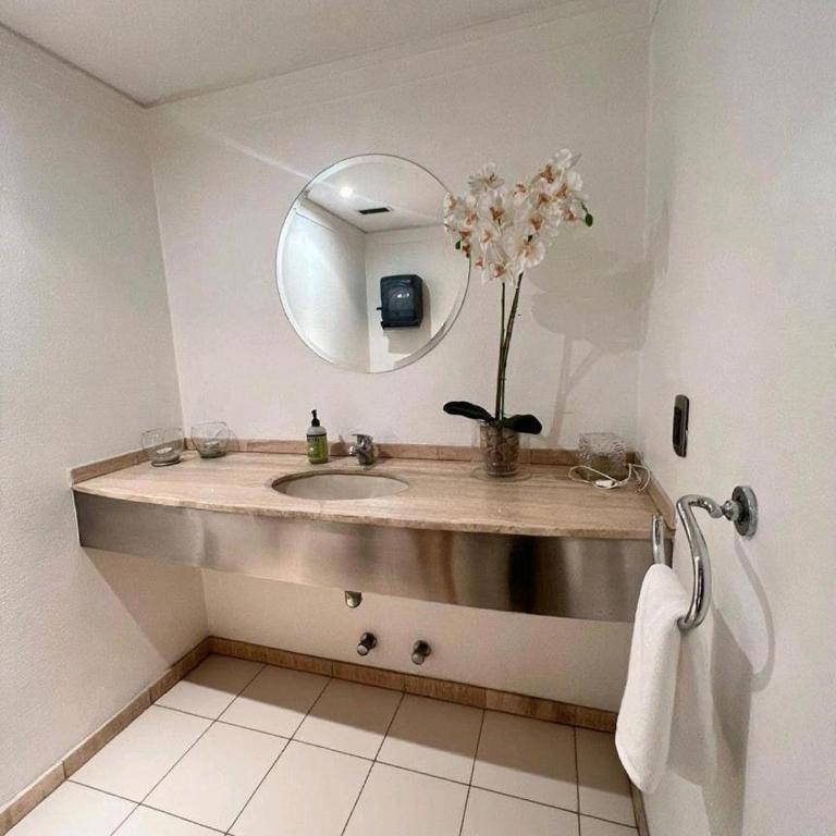 Large apartment with Jacuzzi and view in luxury district - Two-Bedroom Apartment - 8