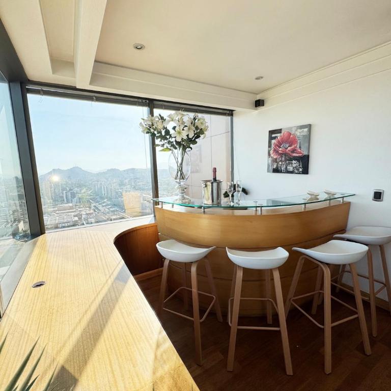 Large apartment with Jacuzzi and view in luxury district - Two-Bedroom Apartment - 15
