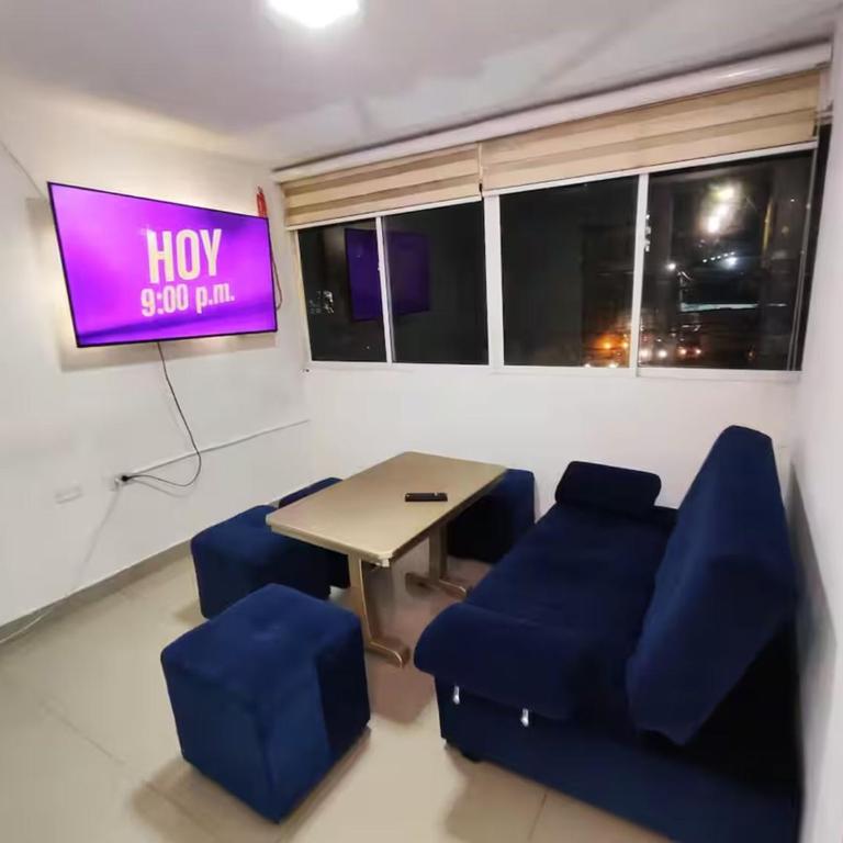 Cozy 2nd Floor Apartment in Heart of Cartagena - Apartment - 2