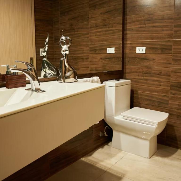 Amazing PH in Poblado 5BD & heated pool! - Apartamento - 13