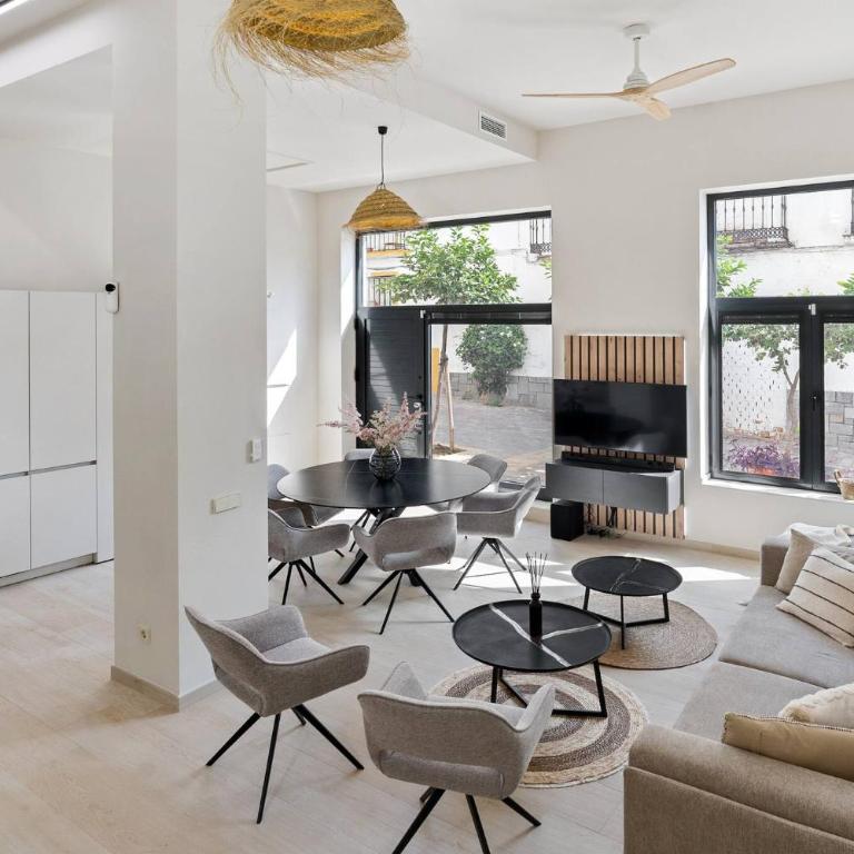 Perfect Getaway Steps from the Beach and Old Town - Apartamento - 1