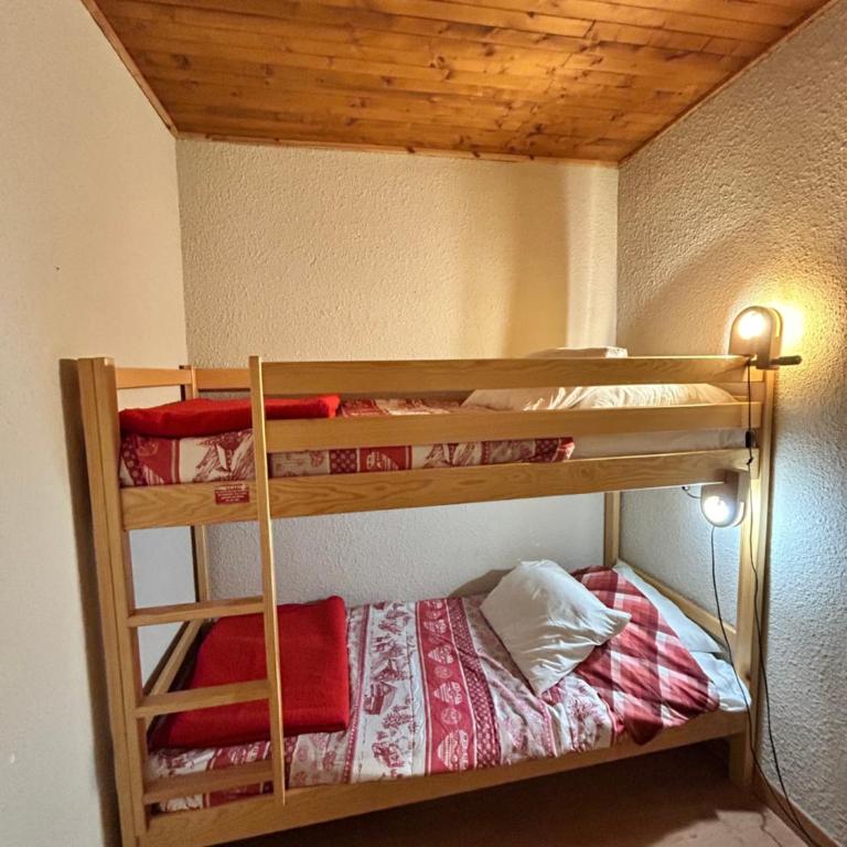 RISOUL - Les Airelles - 6 à 8 couchages - Rue principale/ commerçante - Appartement 3 Chambres - 8