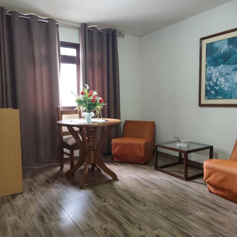 Hotel San Isidro Inn - Habitación Doble Superior - 2 camas - 3