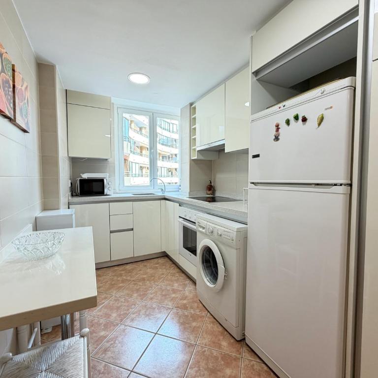 Apartamento a 50m de la playa - Apartamento - 4