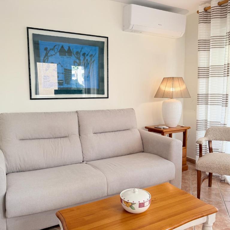 Apartamento a 50m de la playa - Apartamento - 6