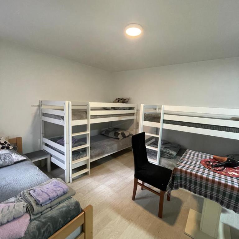 Journey Home - Četvorokrevetna Soba sa Sopstvenim Kupatilom - 3