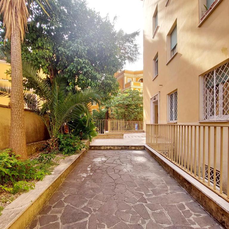 Central Rome Apartment - Steps from Tiburtina Station by Hostand - Appartamento con 1 Camera da Letto - 34