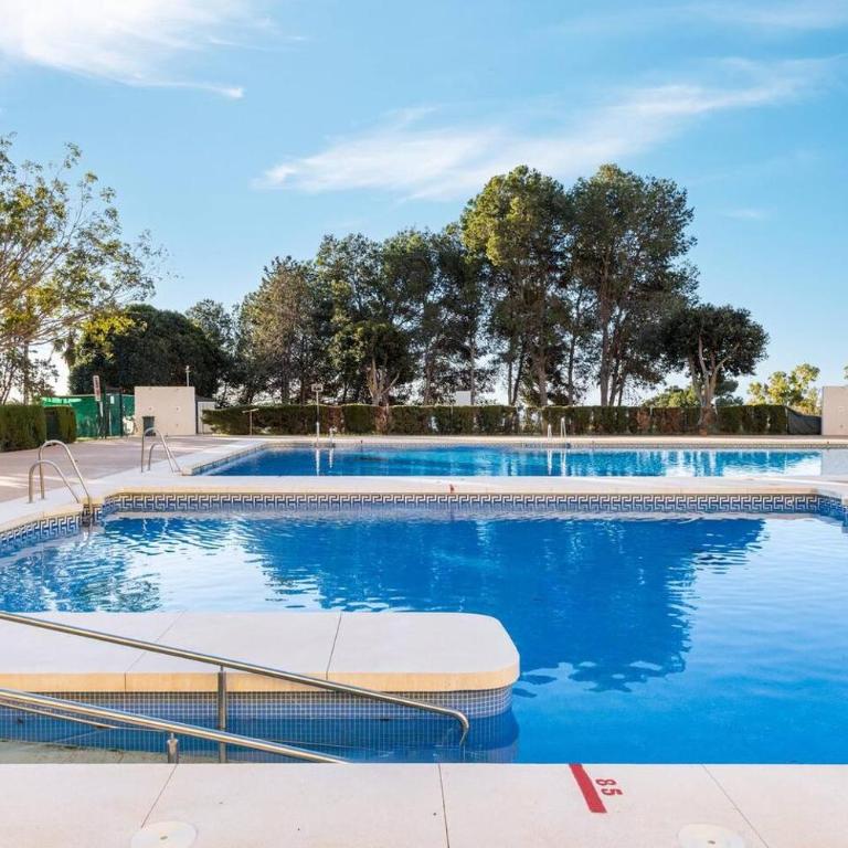 Jacaranda Sunset Apartment with Terrace & Pool By Budha Apartments - Estudio - 2