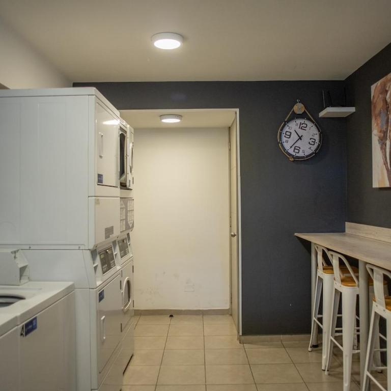 Apartartment 2 Bedrooms Suite Macul Metro Fully Equipped - Two-Bedroom Apartment with Terrace - 77