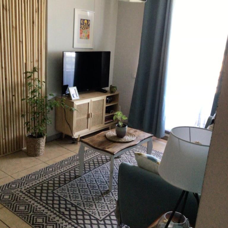 Departamento cumbres - Two-Bedroom Apartment - 1