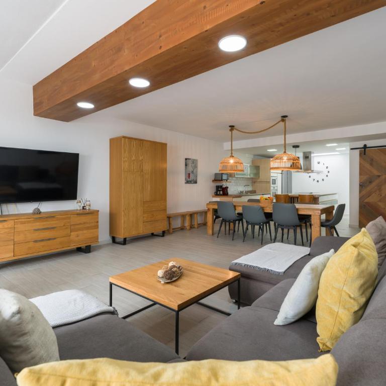 Sunnyland Villa - Three-Bedroom Villa - 19