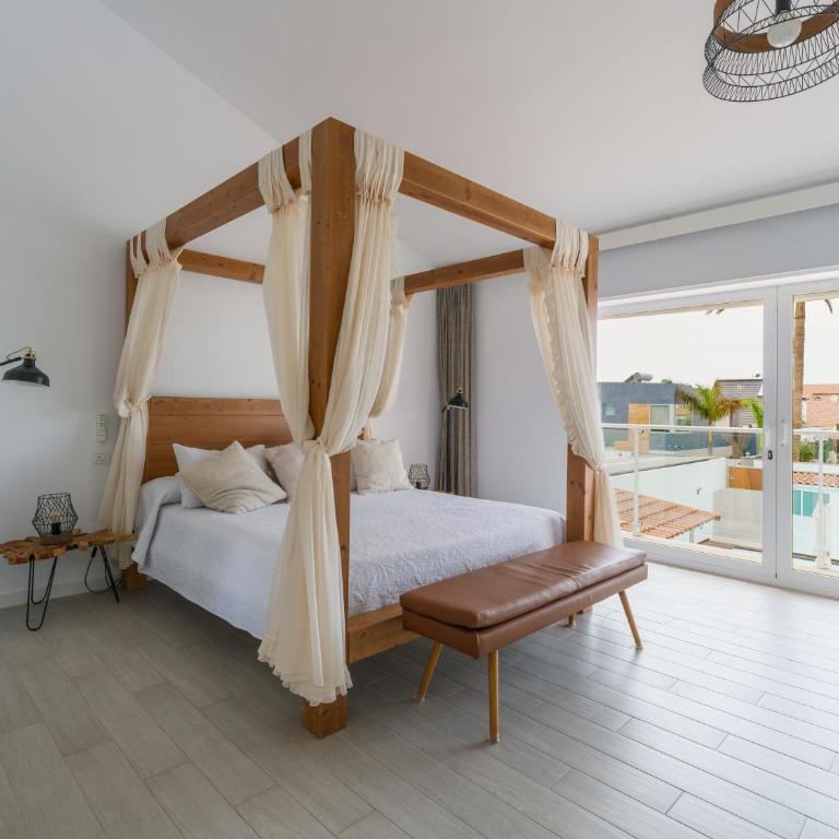 Sunnyland Villa - Three-Bedroom Villa - 4