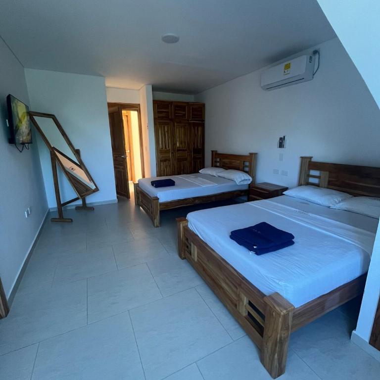 La Muralla Casa Con Piscina y Acceso al Mar - Five-Bedroom House - 32